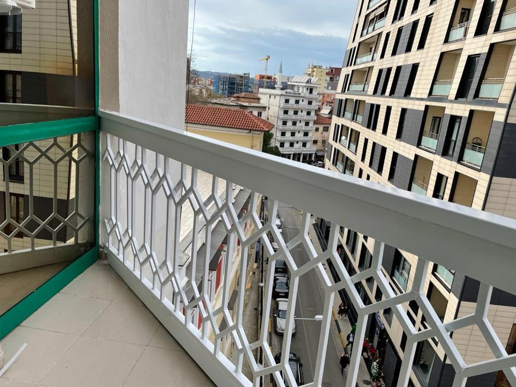 Sun Tower-Center Of Tirana Apartment Exterior foto